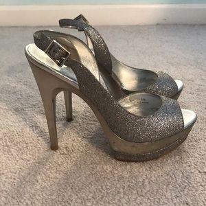 Pelle Moda Silver Glitter Peep Toe Heels